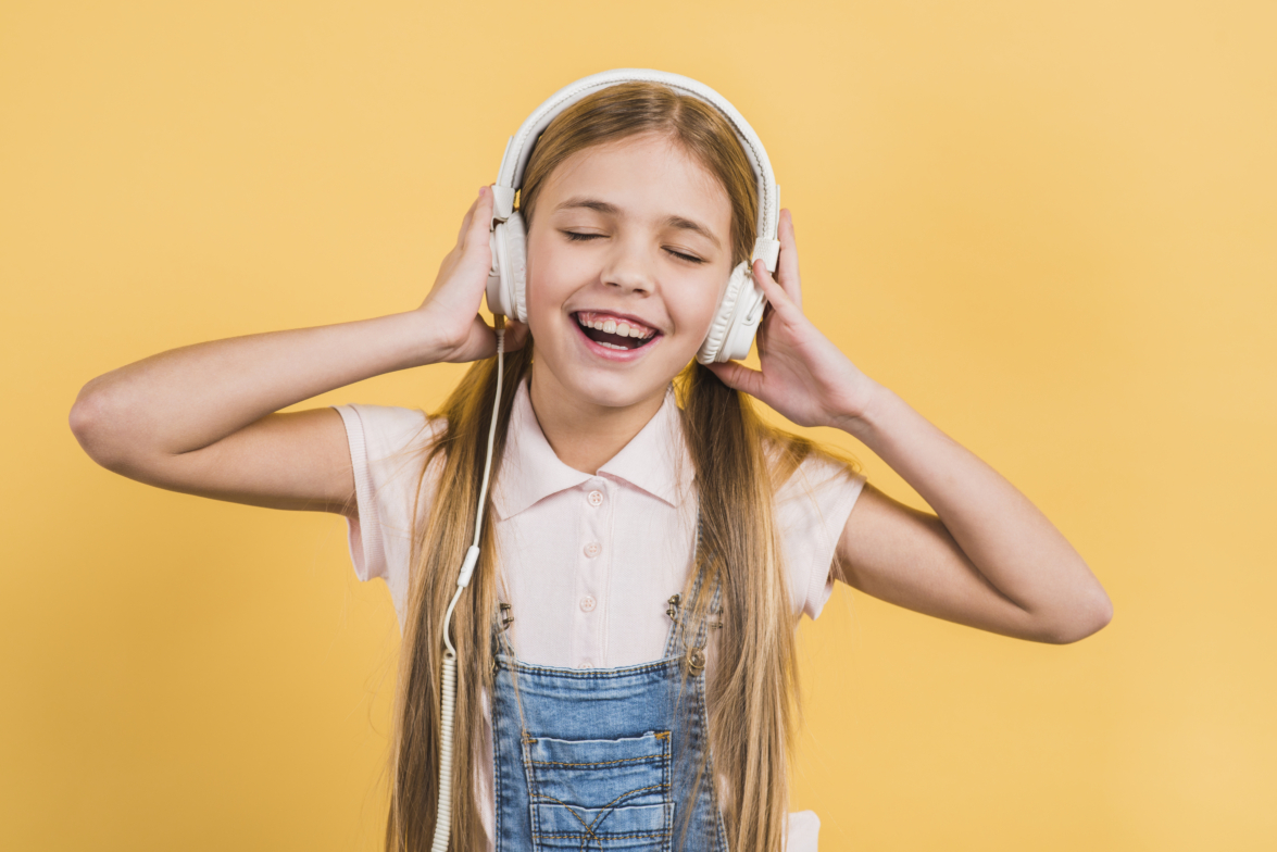 10 razones para que los niños escuchen audiocuentos · VOCA Editorial